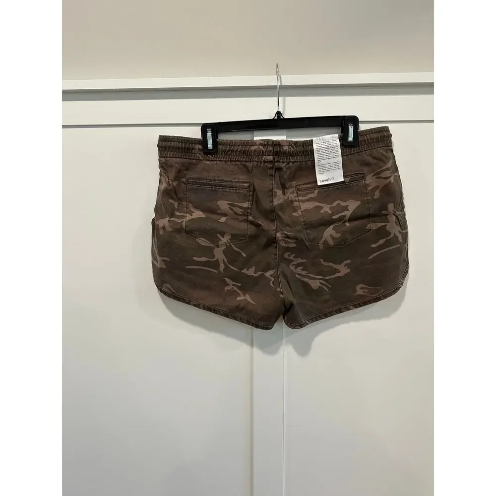 Level 99 Camouflage Brown Women's Shorts - Picture 2 of 6